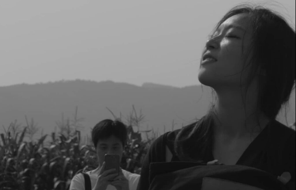 소통과 거짓말 스틸컷 1