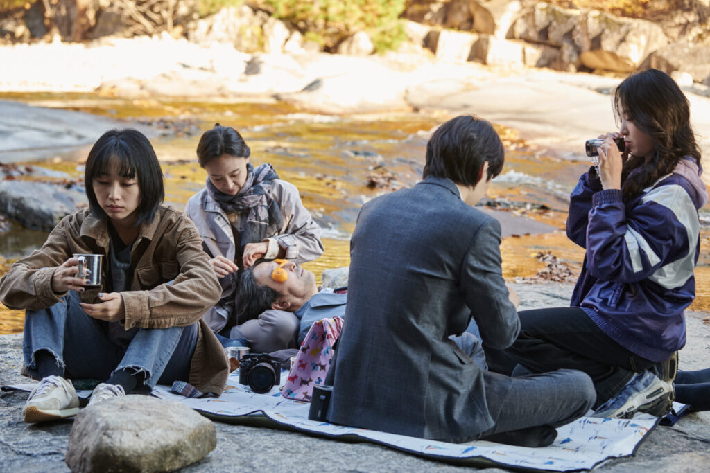 은빛살구 스틸컷 1