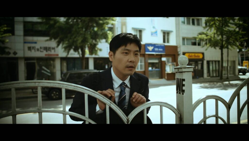 사원증 스틸컷 1